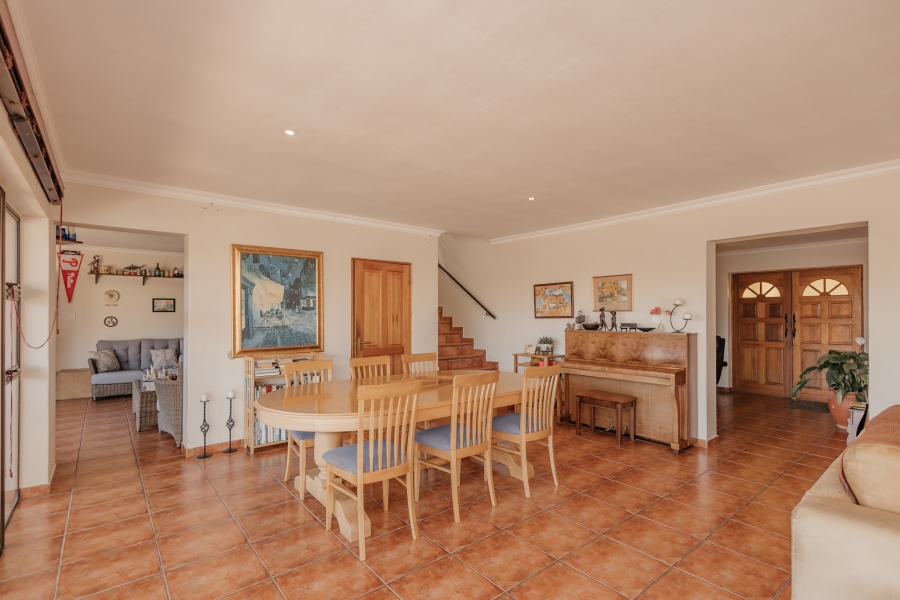 4 Bedroom Property for Sale in Welgedacht Western Cape